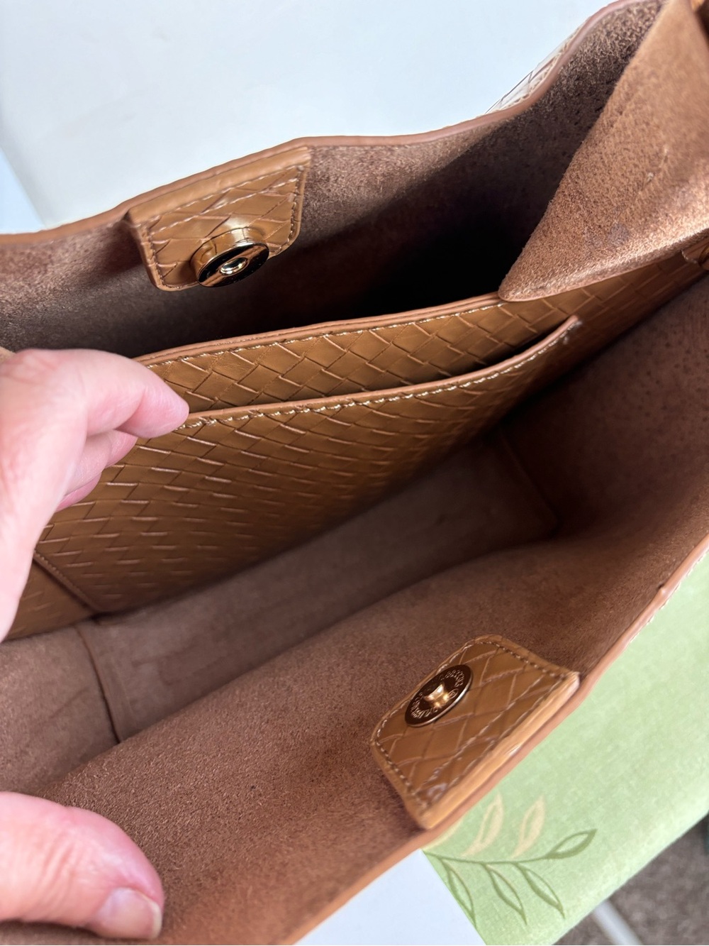House of Harlow 1960-Cute “Terri” Vegan  Tan Leather Woven Handbag - Picture 4 of 14